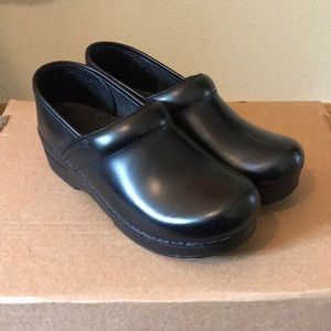 Professional Black Oiled Dansko Clogs